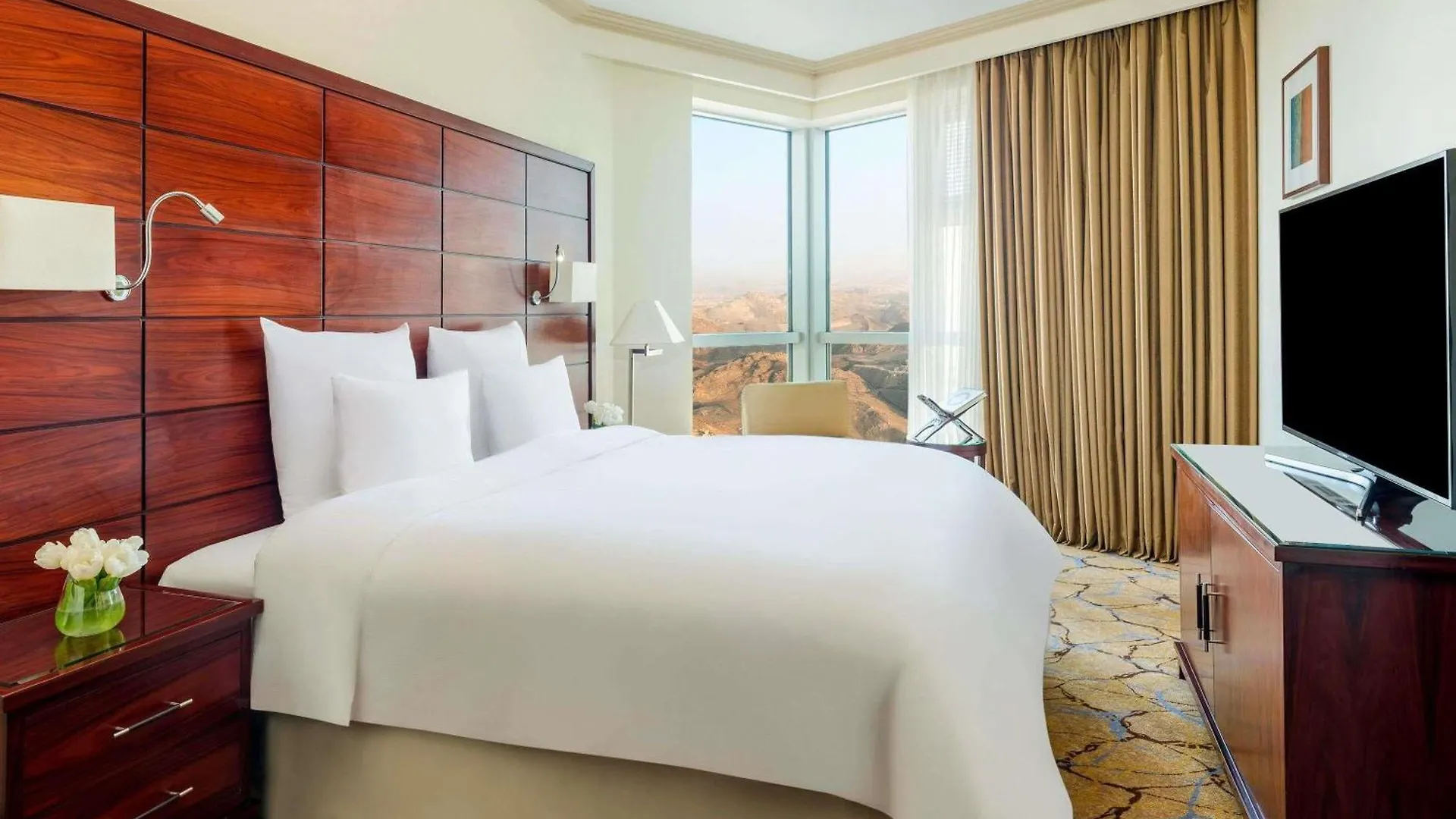 ****  Movenpick Hotel & Residences Hajar Tower Makkah Mecca Saudi Arabia