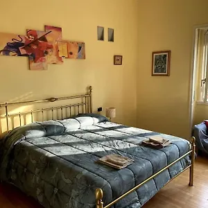 https://camera-santiago.it-lombardy.com