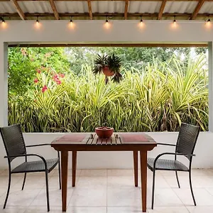 https://garden-apartment-walk-to-the-beach.comcaribbean.com