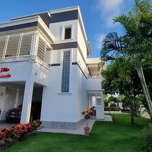 https://villa-roberta.comcaribbean.com