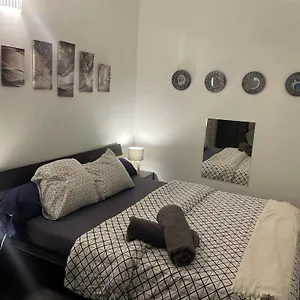 Agreable Avec Jacuzzi , Marseille France