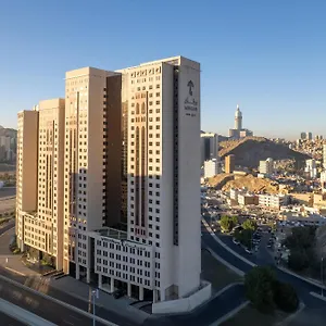 Wirgan Al Noor, Tapestry Collection By Hilton La Mecque