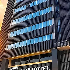 Hotel Frame