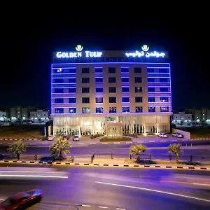 Отель Golden Tulip Corniche