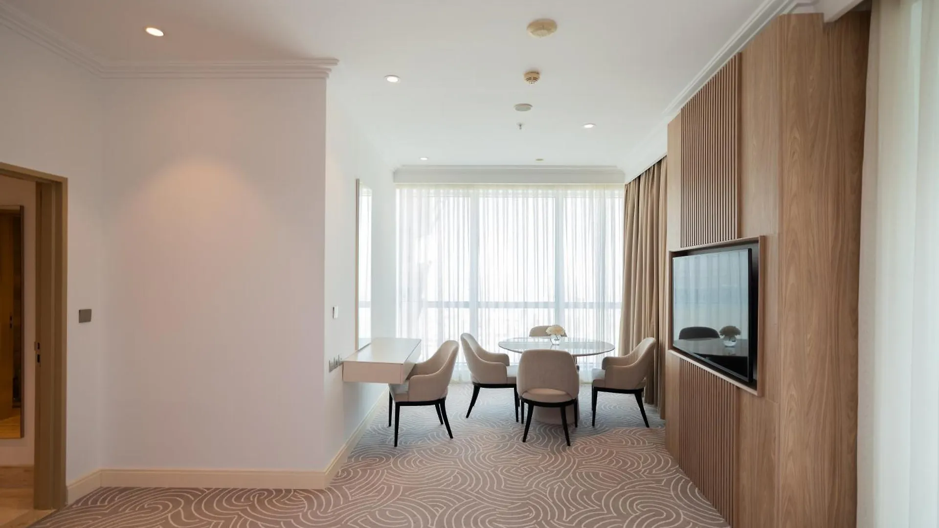 מלון מכה Movenpick Makkah Hajar Tower 5*,