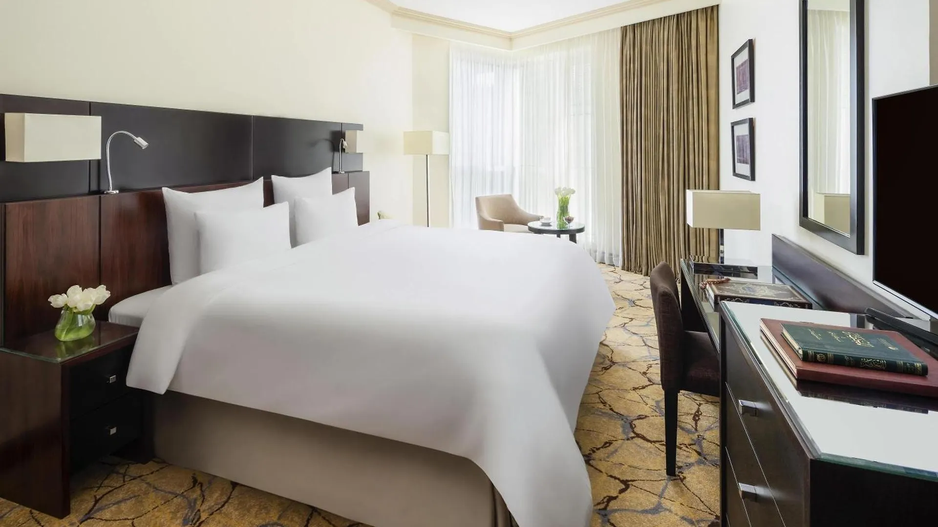 Movenpick Hotel & Residences Hajar Tower Makkah Mecca 4*,